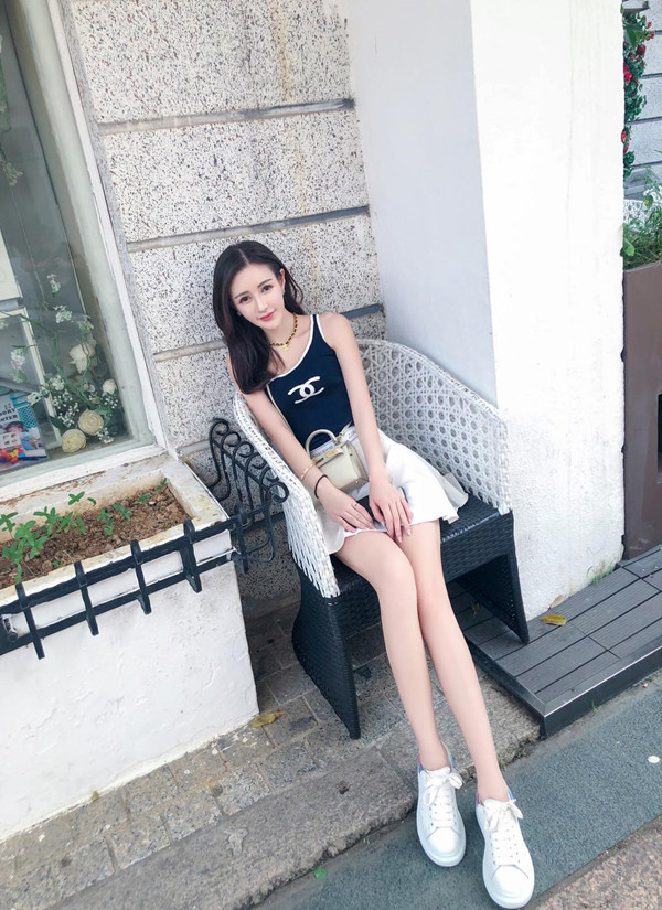 温哥华高端模特经纪人