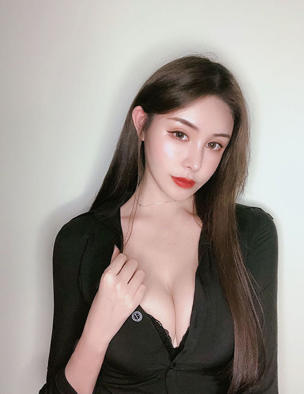 新加坡外围留学生